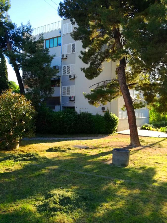 Beach Split Apartments Экстерьер фото