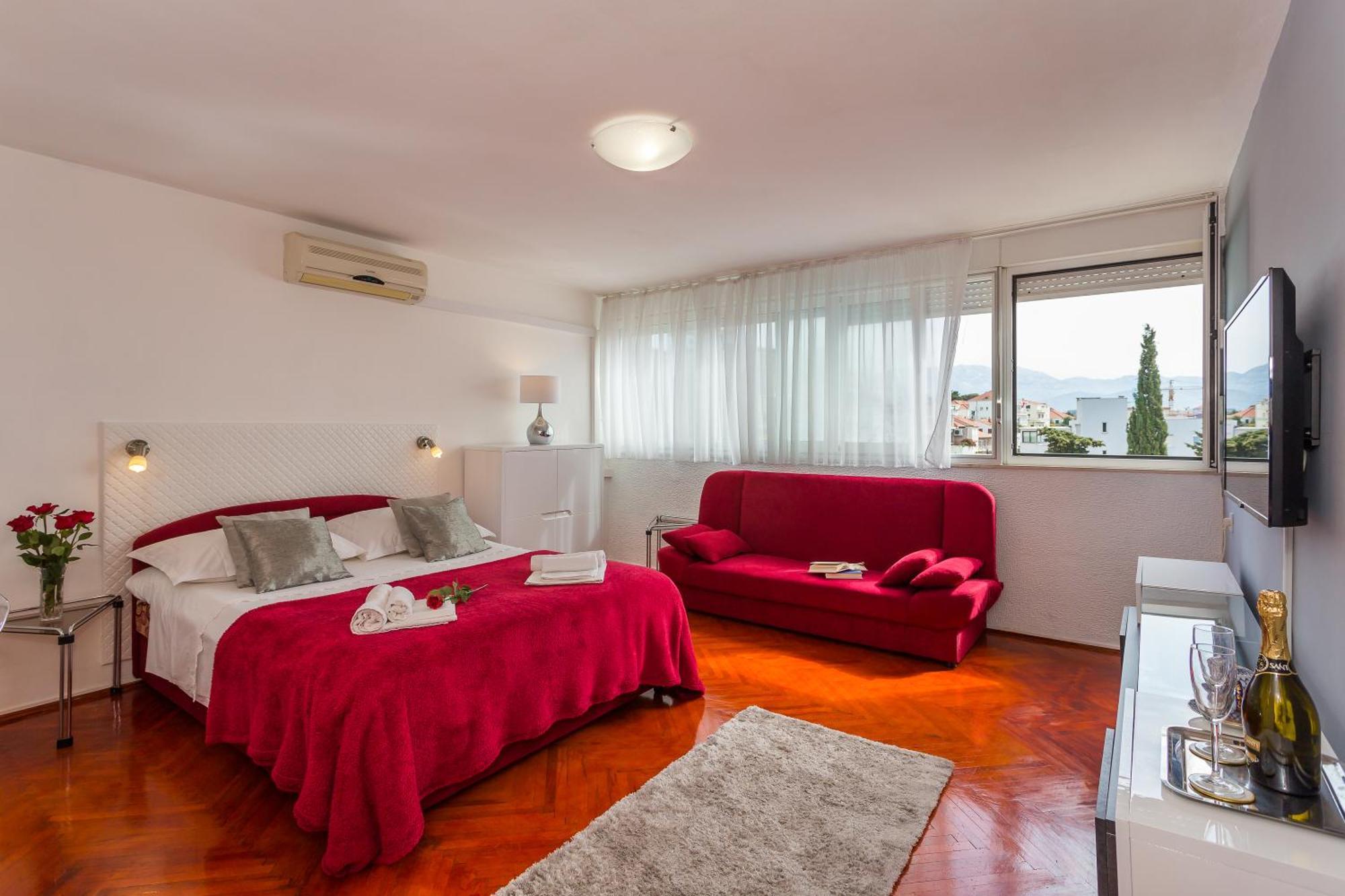 Beach Split Apartments Экстерьер фото