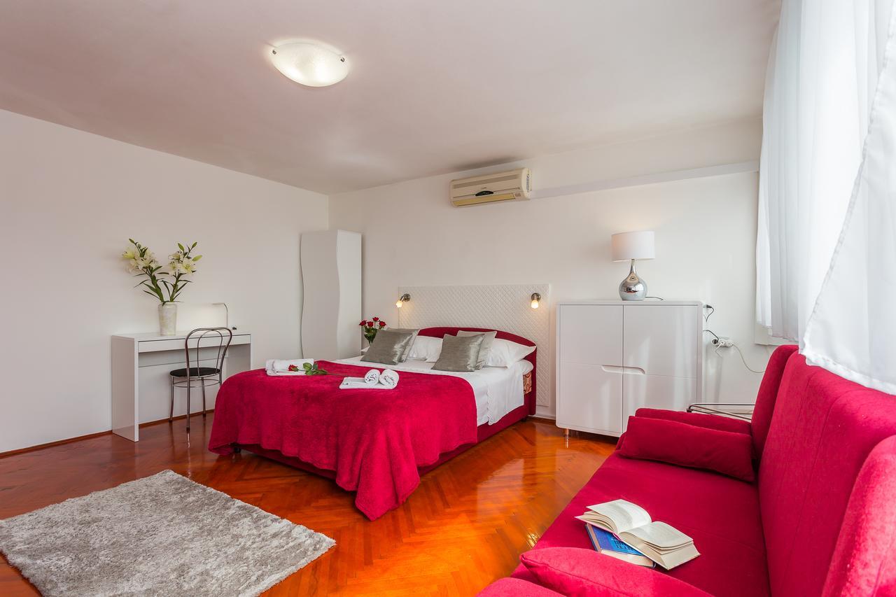Beach Split Apartments Экстерьер фото